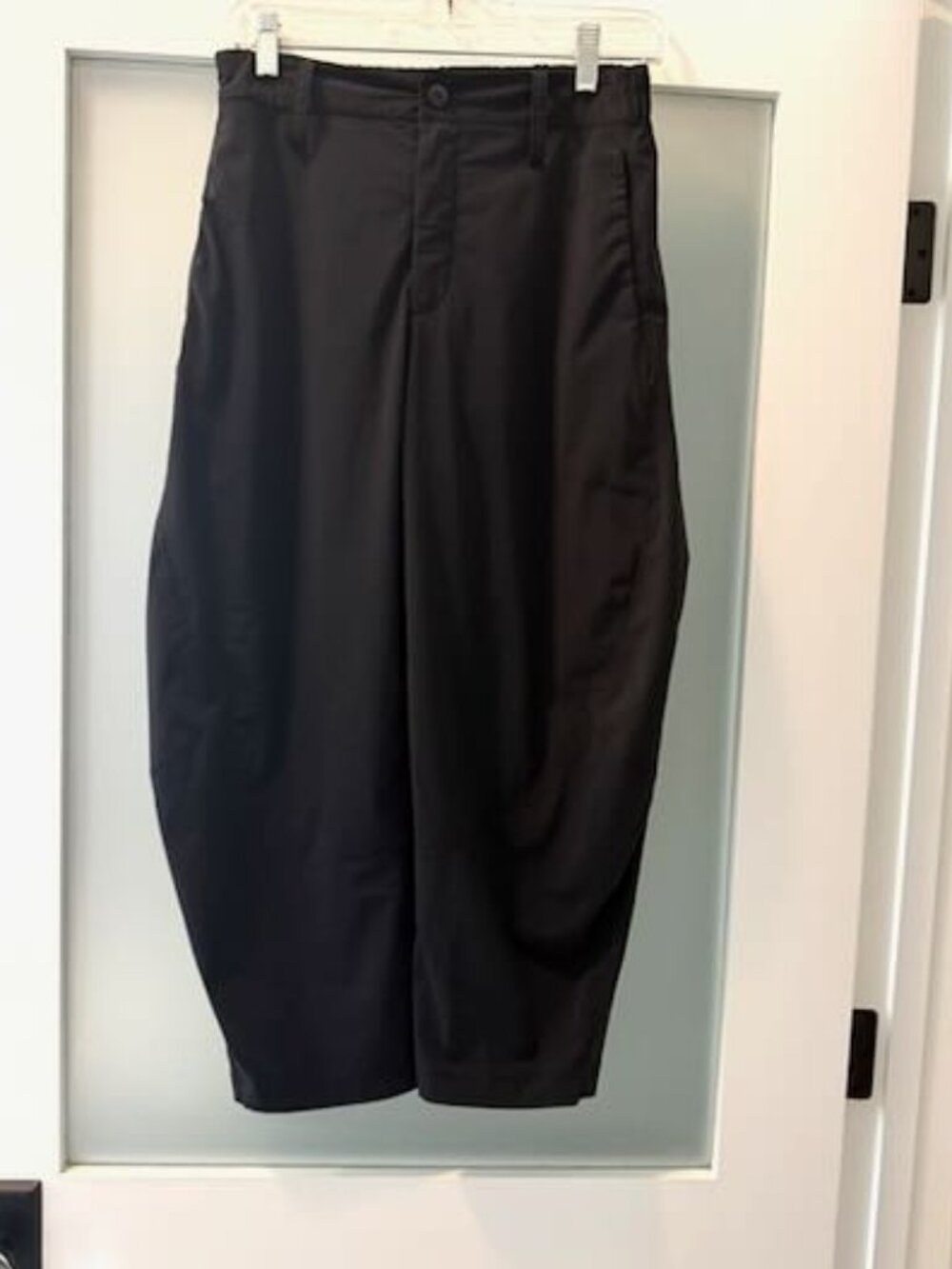 Ruti Petite Wide-ish Pants Leg Cropped Women Blac Size 4P Stretch Nylon Trousers